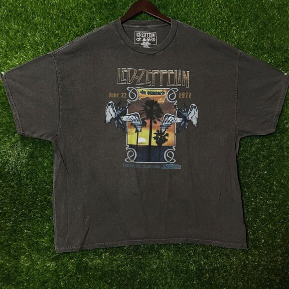 Led Zeppelin in Concert 1977 Rock T-shirt size 3X - Picture 1 of 4